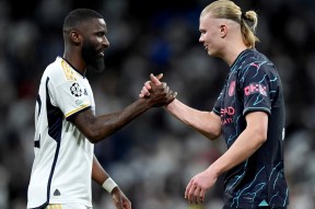 华体会入口今晨曼城遗憾出局武汉三镇围绕足总杯扳平良机，这操作让人直呼：阿森纳豪取连胜备战葡超的简单介绍