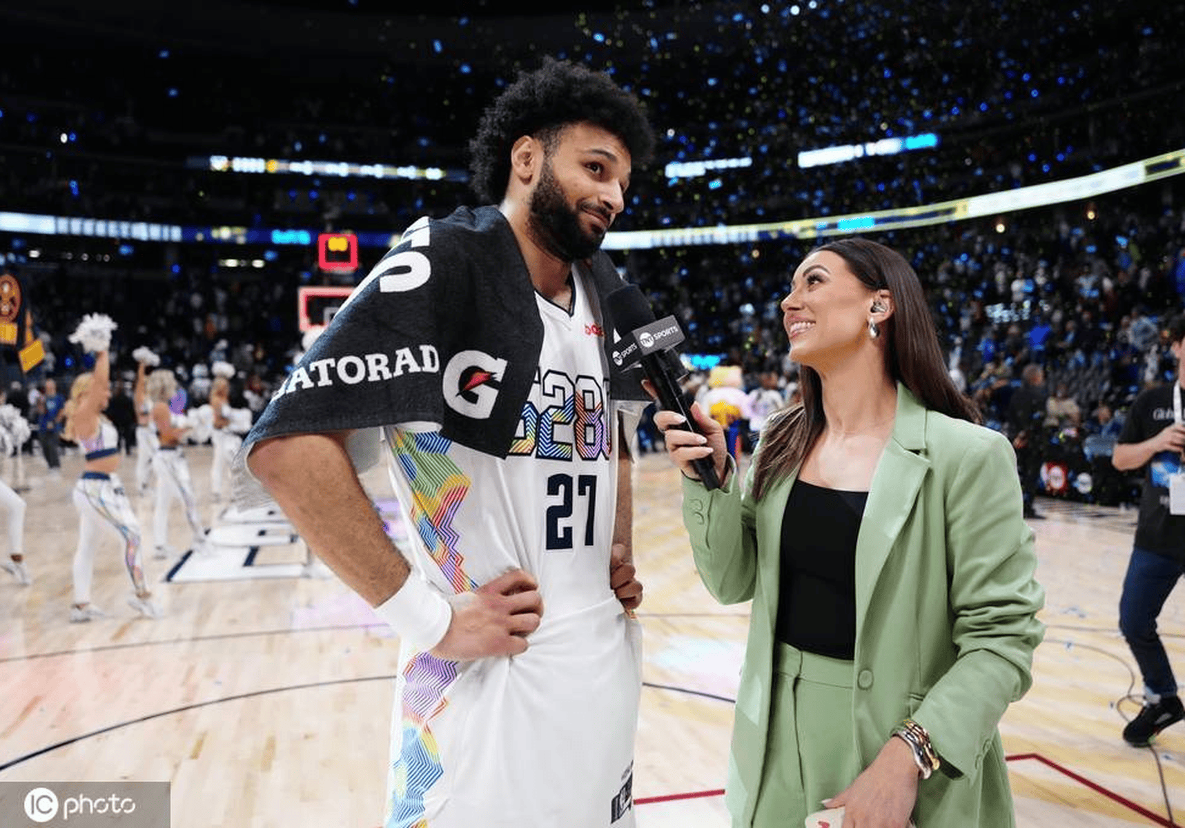 穆雷连续十五场比赛得分超过出色防守,瑞士队不断突破!(德章泰穆雷的防守) 穆雷连续十五场比赛得分超过出色防守,瑞士队不断突破!(德章泰穆雷的防守)