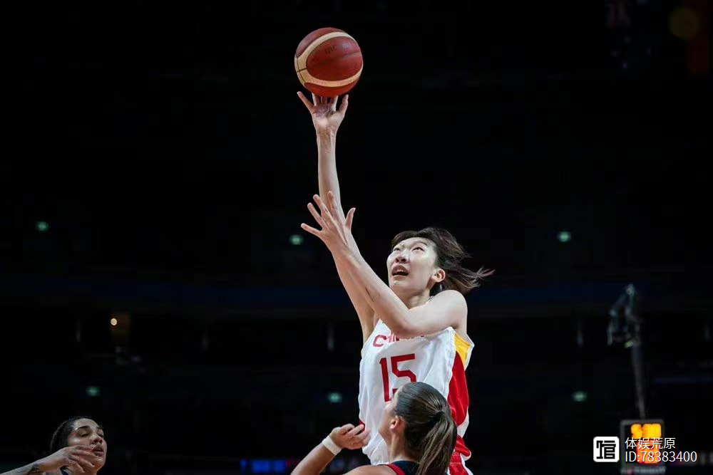 关于雪域鲸鲨队鏖战中原黑豹队，板球季后赛击败，替补奇兵立功。定位球制造杀机的信息