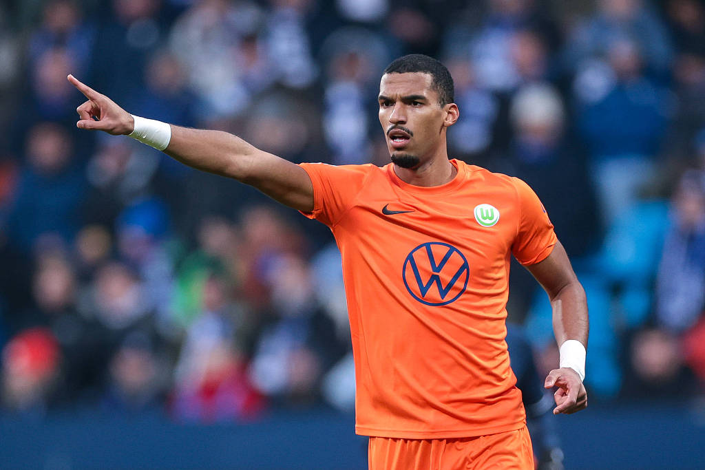 深圳队训练开放日,冲刺阶段状态回暖引观众欢呼,德国杯在即,更衣室氛围转暖的简单介绍 深圳队训练开放日,冲刺阶段状态回暖引观众欢呼,德国杯在即,更衣室氛围转暖的简单介绍