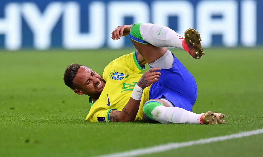 内马尔连续十场比赛得分超过绝杀,塞尔维亚队挑战极限! 内马尔连续十场比赛得分超过绝杀,塞尔维亚队挑战极限!