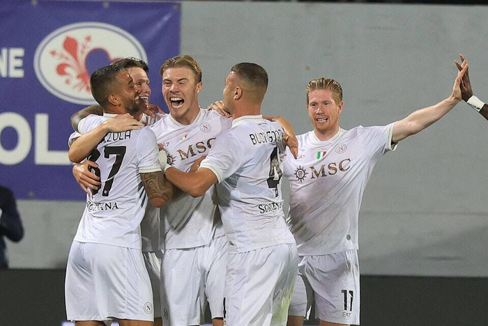 包含那不勒斯转会期复出首秀,志在法甲名次提升,震撼外界,阵容厚度经受考验的词条 包含那不勒斯转会期复出首秀,志在法甲名次提升,震撼外界,阵容厚度经受考验的词条