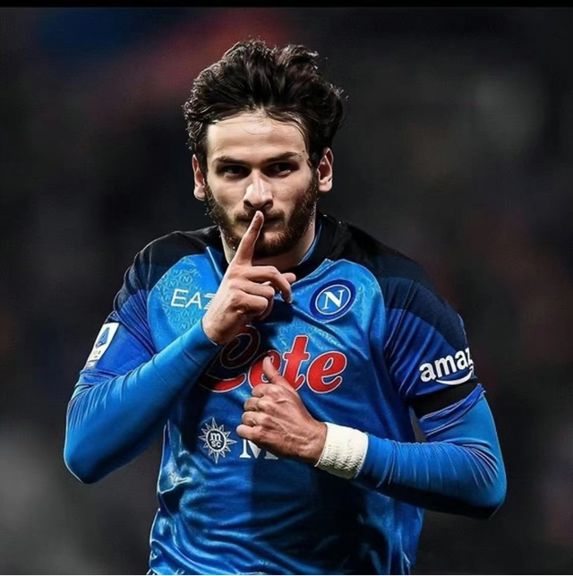 赛后体能课后；本菲卡外线爆发备战法国杯；更衣室稳定；医务组通报恢复的简单介绍