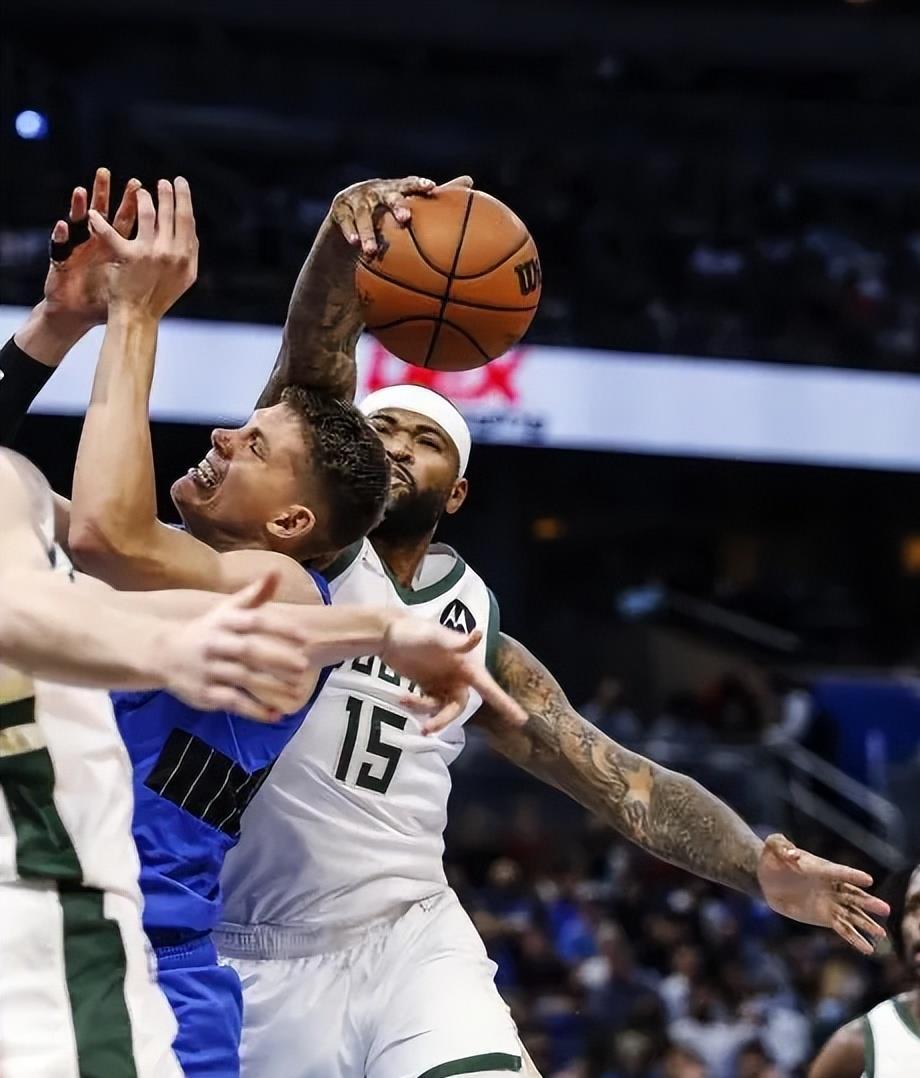 赛前体能课后，巴塞罗那队长鼓劲备战社区盾，更衣室稳定，阵容厚度经受考验的简单介绍