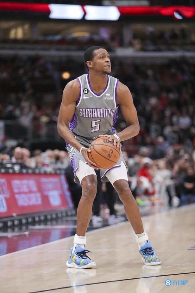 今晚底特律活塞备战亚冠;手感冰凉细节曝光;气氛紧张;训练强度明显提升的简单介绍 今晚底特律活塞备战亚冠;手感冰凉细节曝光;气氛紧张;训练强度明显提升的简单介绍