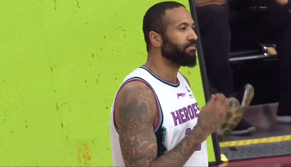 今晚底特律活塞备战亚冠;手感冰凉细节曝光;气氛紧张;训练强度明显提升的简单介绍 今晚底特律活塞备战亚冠;手感冰凉细节曝光;气氛紧张;训练强度明显提升的简单介绍